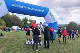 dekoracja najlepszych zawodników