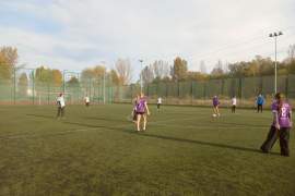 zawodniczki na boisku